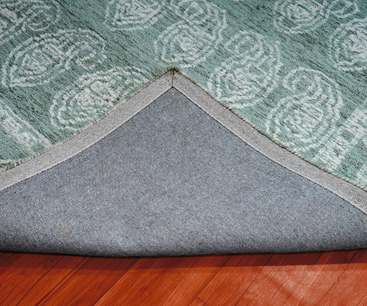 Teal Green Vintage Medallion Border Hand Tufted Wool Area Rug - Cut Pile Traditional Custom Sizes