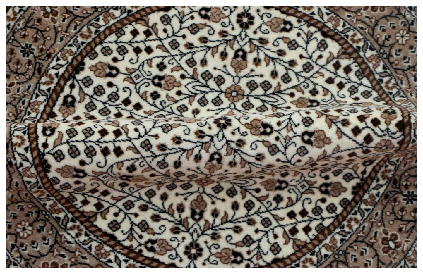 Traditional Floral Round Wool Rug – 3x3 & 5x5 Ivory, Brown, Tan Fine Hand-Knotted Carpet.