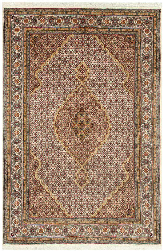 6x9 Fine Hand Knotted Wool Rug – Traditional Heriz Medallion in Brown, Ivory, Rust & Gold.