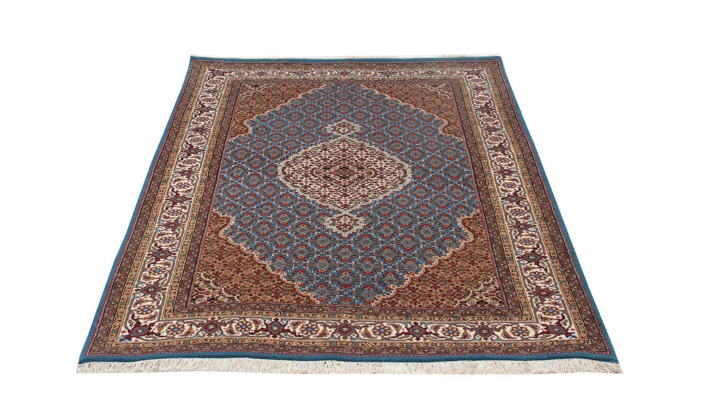 Traditional Heriz Fine Hand-Knotted Wool Rug 5x8 & 6x9 – Ivory, Blue, Rust & Brown Medallion Design