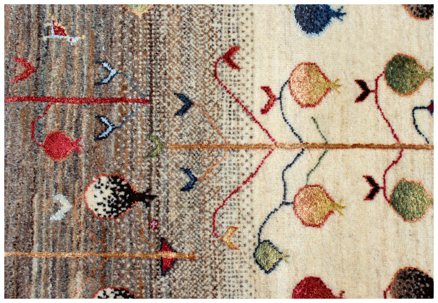 Ivory Vibrant Color Tree of Life Garden 5.6x8 Hand Knotted Gabbeh Area Rug
