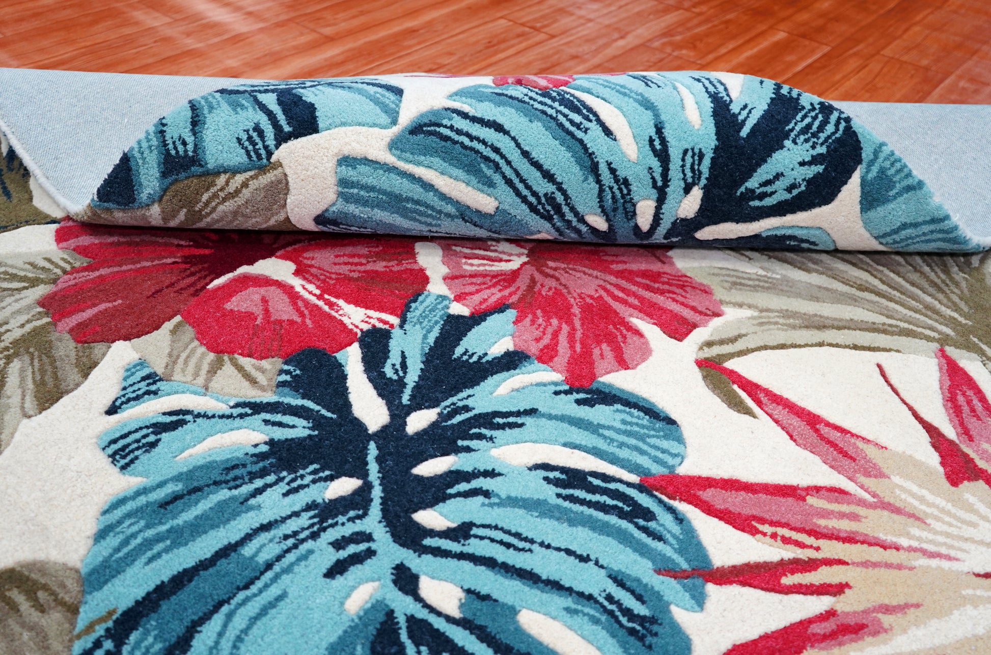 Bold Tropical Hibiscus Hand Tufted Wool Area Rug - Red Blue Beige Cut Pile Botanical Custom Sizes