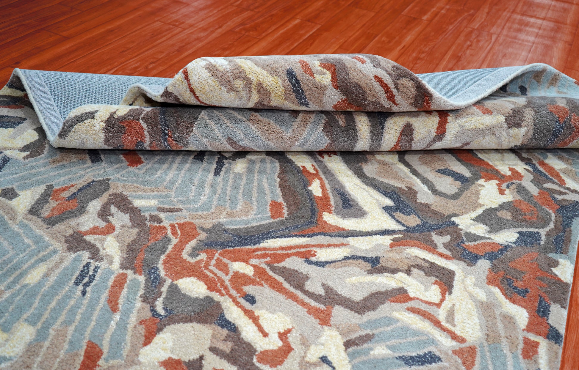 Blue Grey Red Abstract Floral Hand Tufted Wool Area Rug - Cut Pile Contemporary Custom Sizes