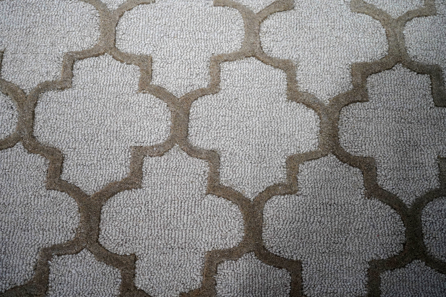 Grey Ivory Moroccan Quatrefoil Trellis Hand Tufted Wool Area Rug - Cut Pile Geometric Custom Sizes