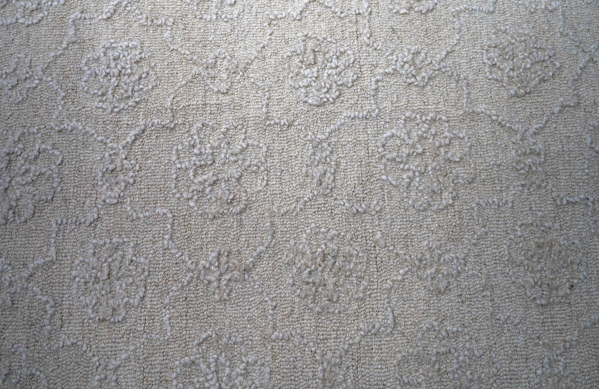 Ivory Textured Floral Hand Tufted Wool Area Rug - Cut Pile Elegant Custom Sizes