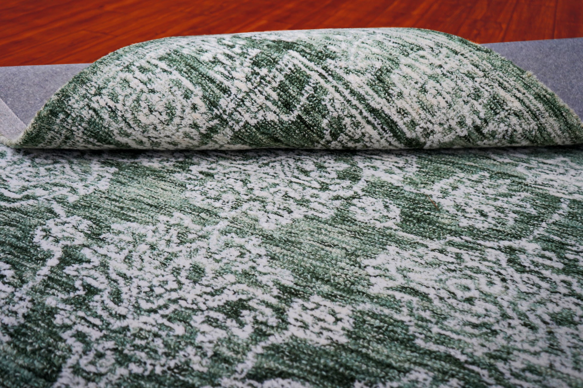 Green Teal Vintage Distressed Medallion Border Hand Tufted Wool Area Rug - Cut Pile Traditional Custom Sizes