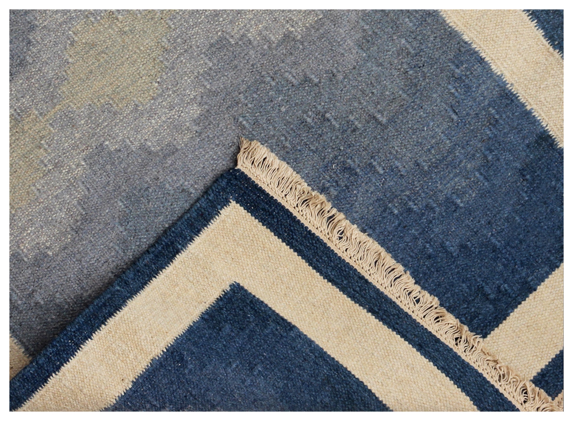 4x6 Modern Chevron Design Beige & Blue Handwoven Flatweave Wool Durry Rug – Durable Handmade Carpet for Living Room & Bedroom.