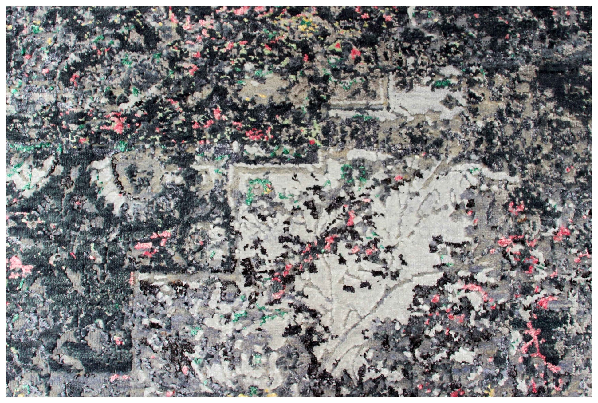 Distressed Medallion 8x10 Hand Knotted Charcoal Black Silver Pink Wool Viscose Bhadohi Area Rug