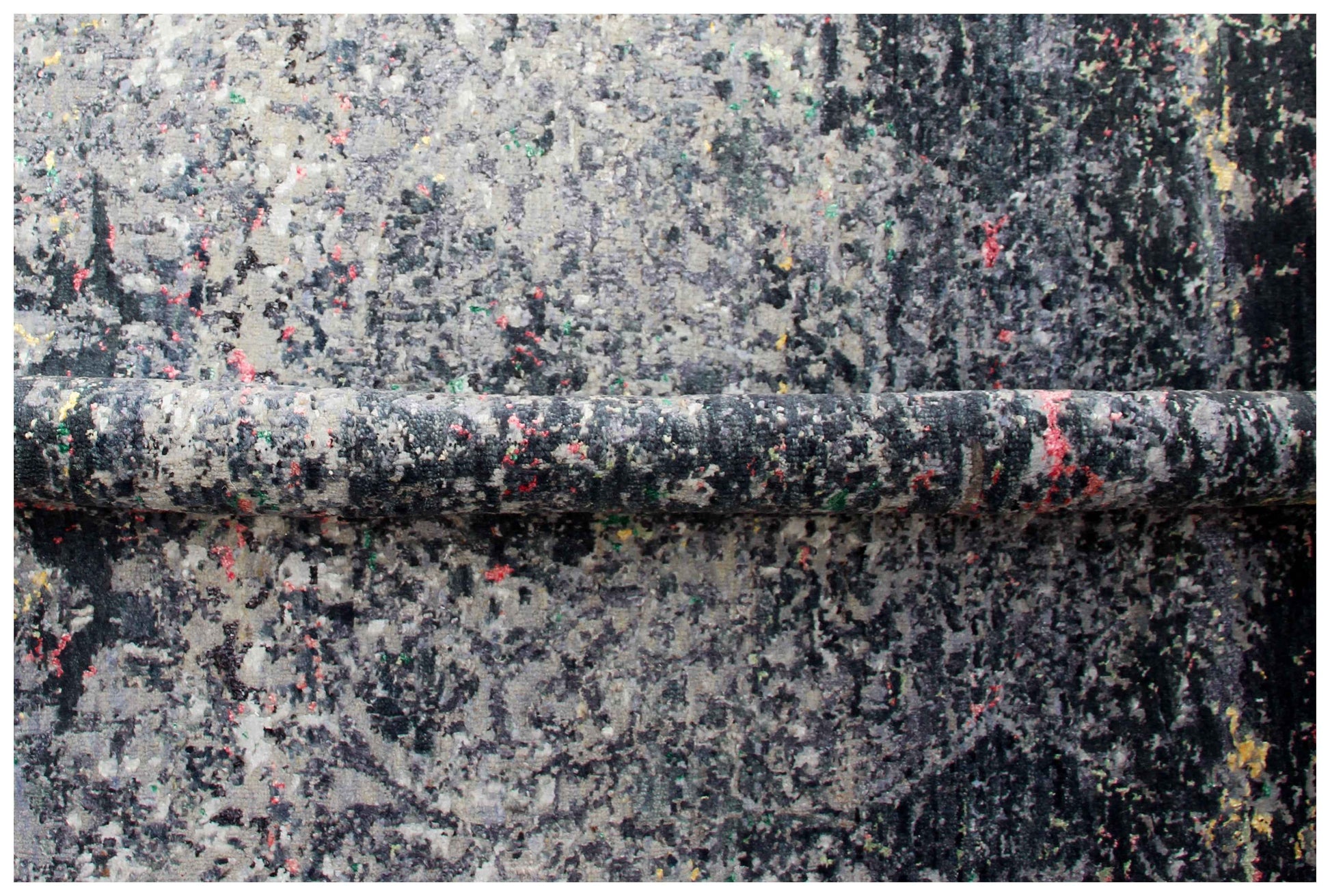 Distressed Medallion 8x10 Hand Knotted Charcoal Black Silver Pink Wool Viscose Bhadohi Area Rug