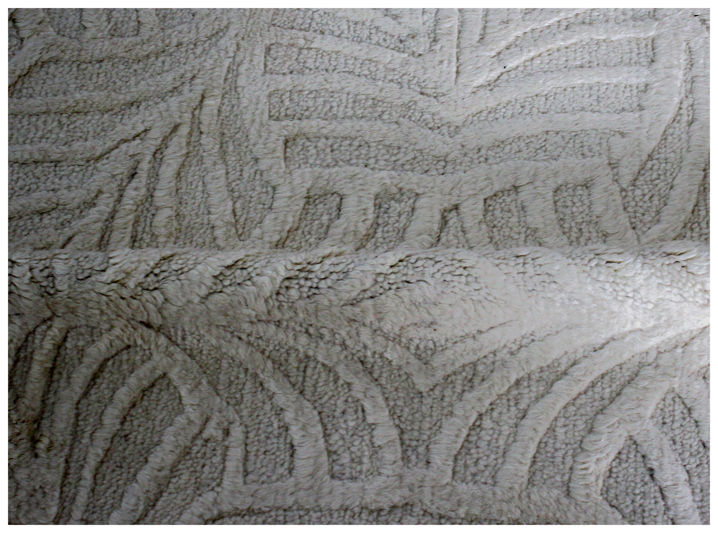 Hand Knotted Ivory Swirl Rug - Hand Carved Texture Area Rug 5.6x8 Feet 
