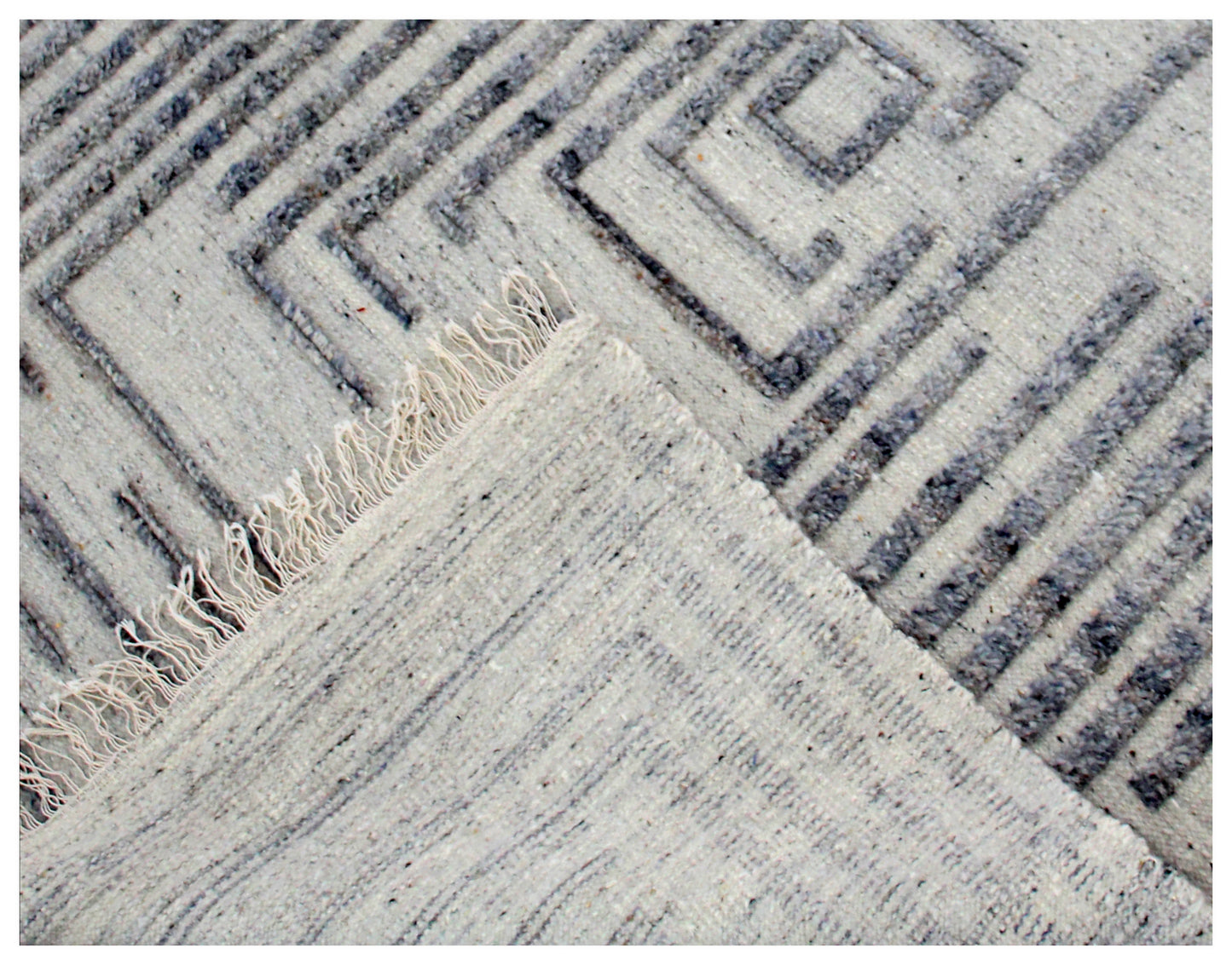 Hand Knotted Ivory and Gray Geometric Maze Rug - Modern Area Rug 5.6x8.6 Feet 