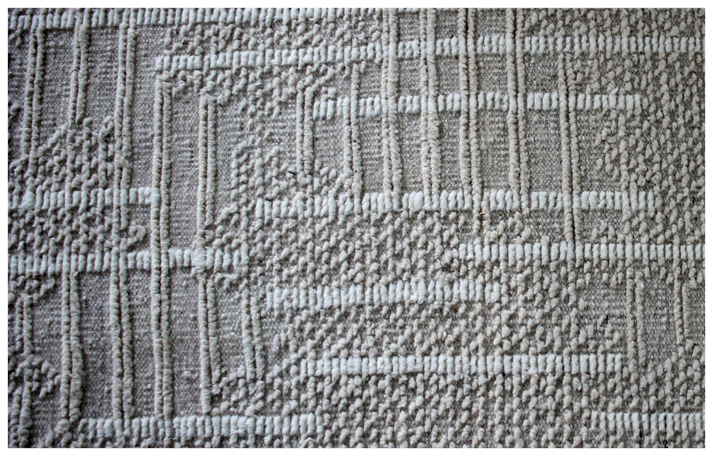 Hand Knotted ivory and Beige Textured Rug - Modern Area Rug 5.6x8.6 Feet 