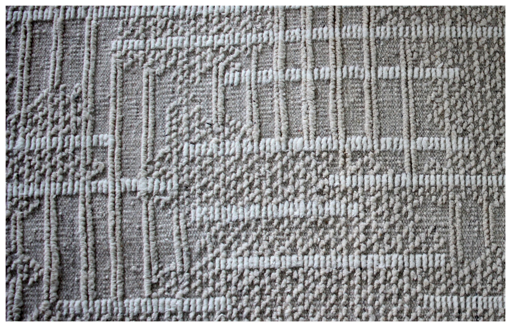 Hand Knotted ivory and Beige Textured Rug - Modern Area Rug 5.6x8.6 Feet 