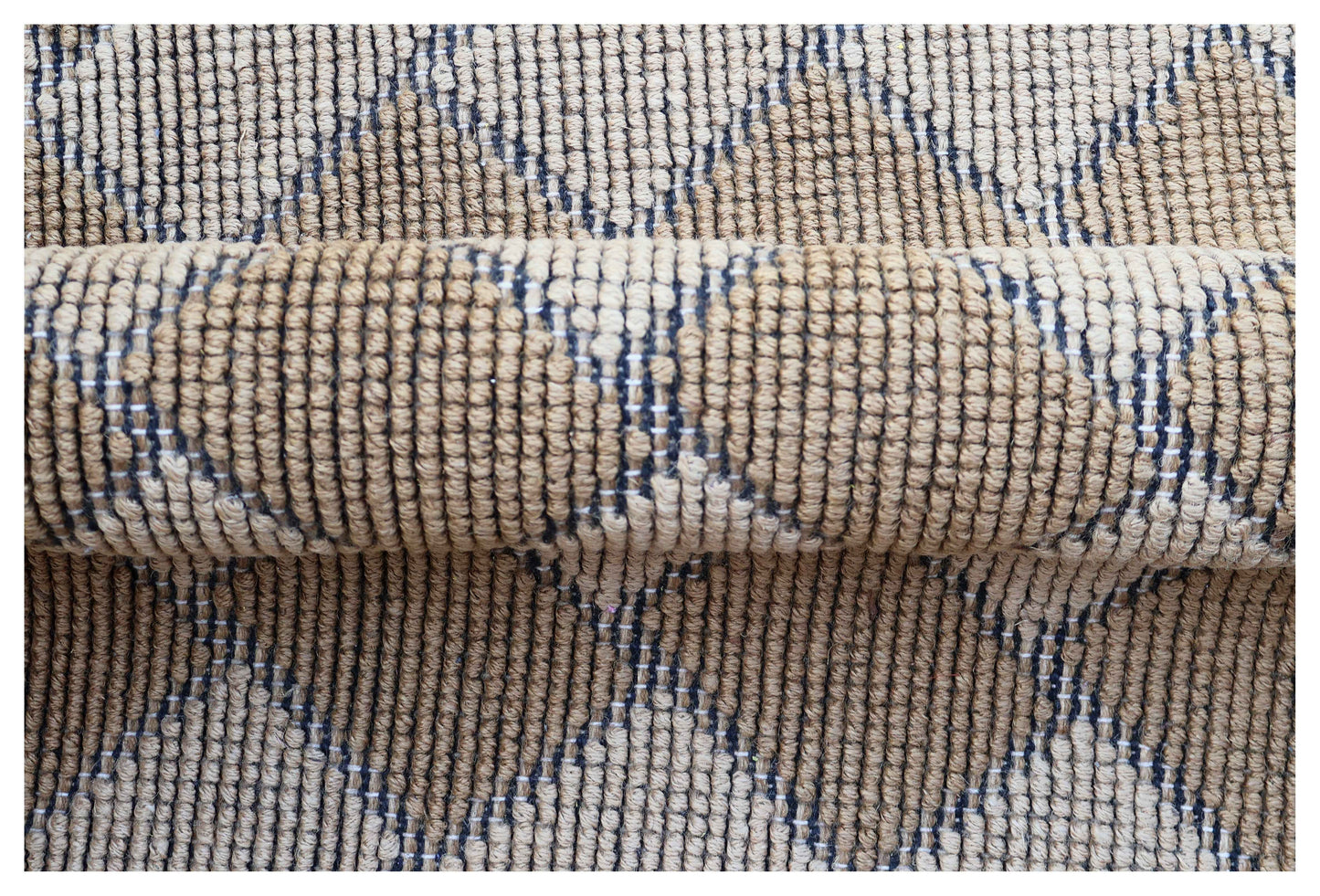 Natural Brown Ivory Diamond Lattice All-Over Woven Jute 4x6 Bhadohi Area Rug