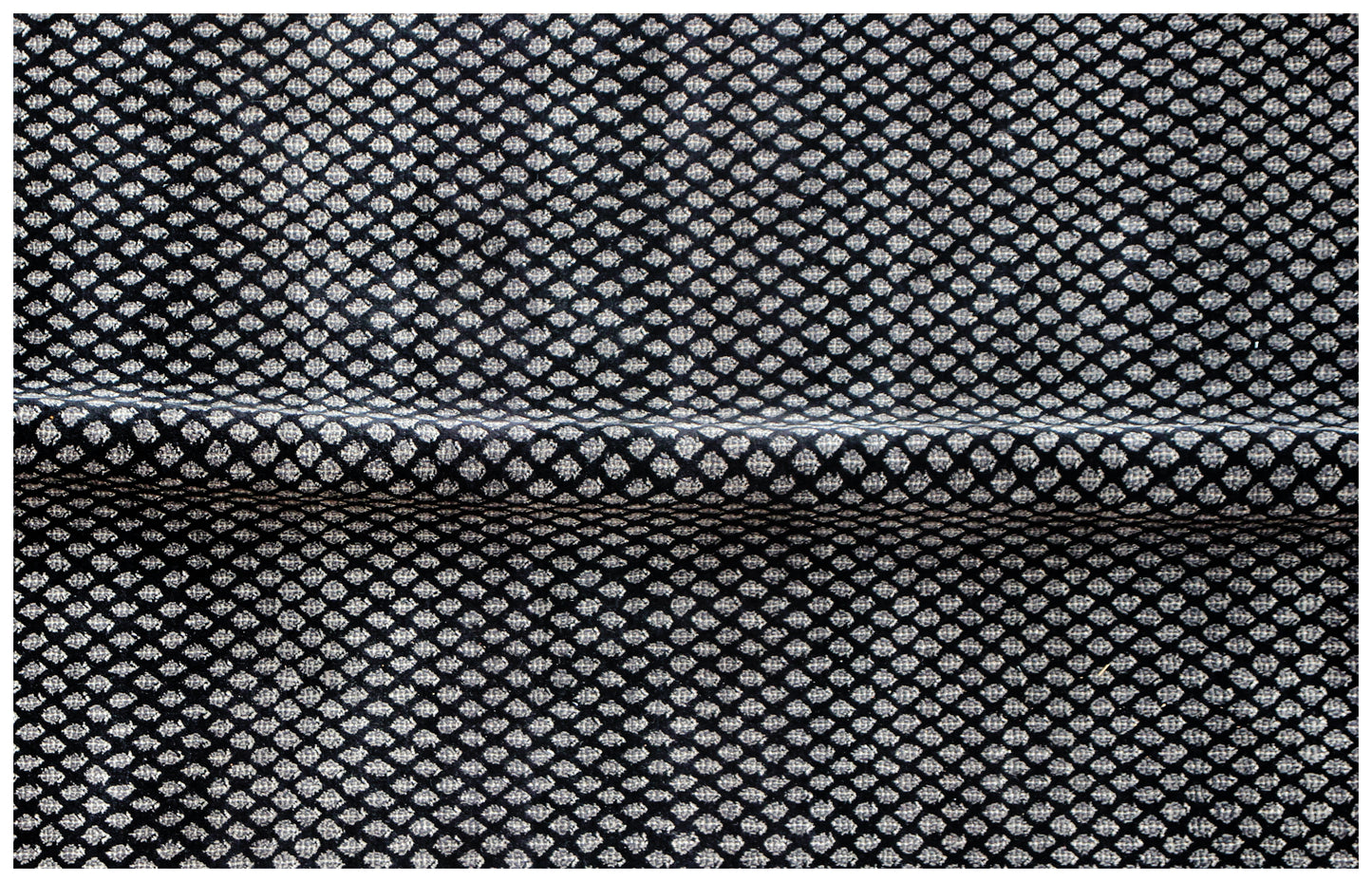 Fine Hand-Knotted Black & Charcoal Modern Geometric Wool Area Rug – Available in 7x10 and 8.6x11.6 Sizes