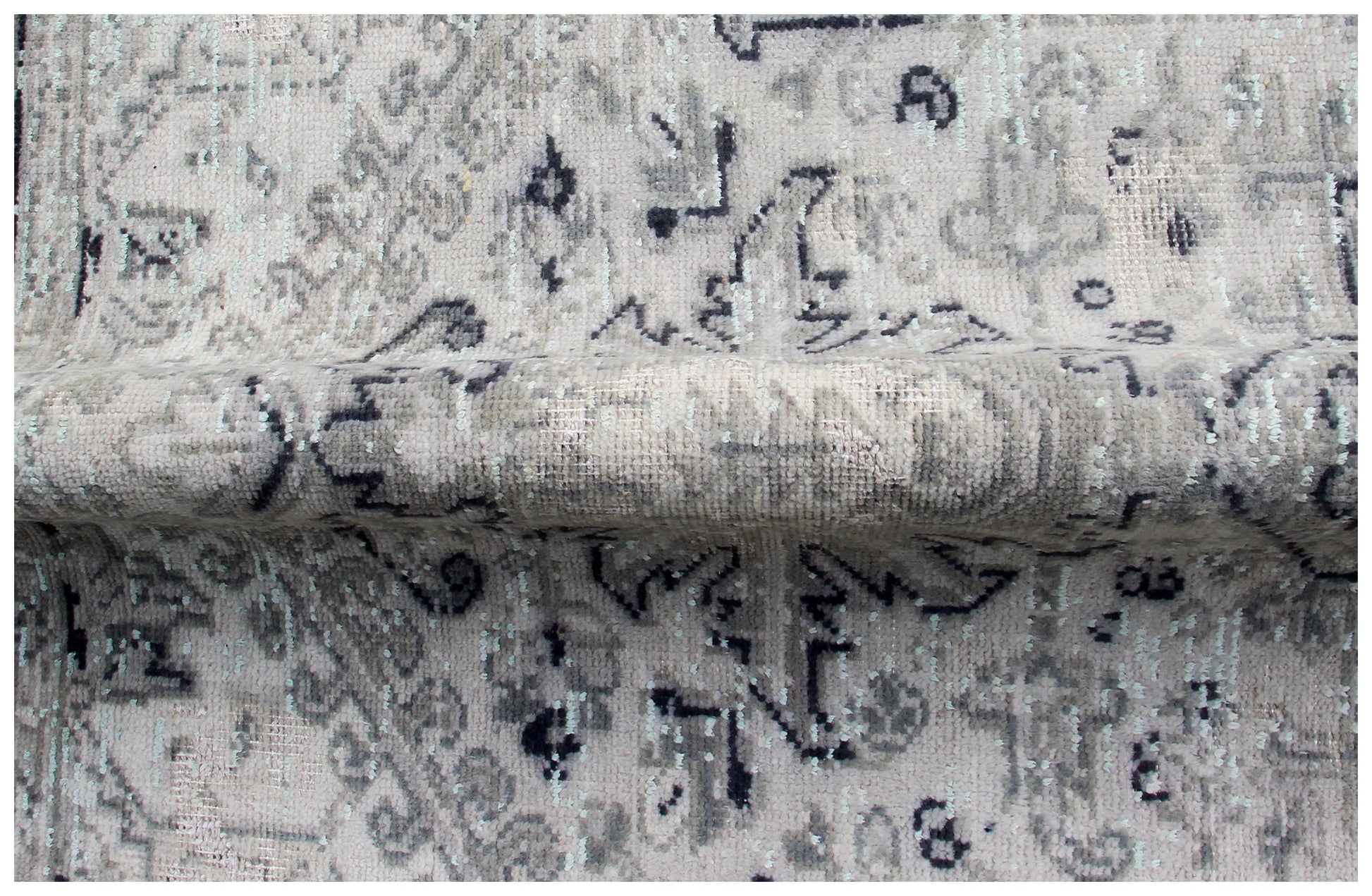 Silver Blue Hand Knotted Rug 8x10 - Grey Charcoal Vintage Medallion 45 KPSI Bhadohi Rugs